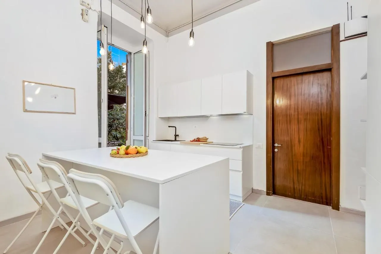 Apartment Il Verde In Citta, Terre Marine La Spezia Italy